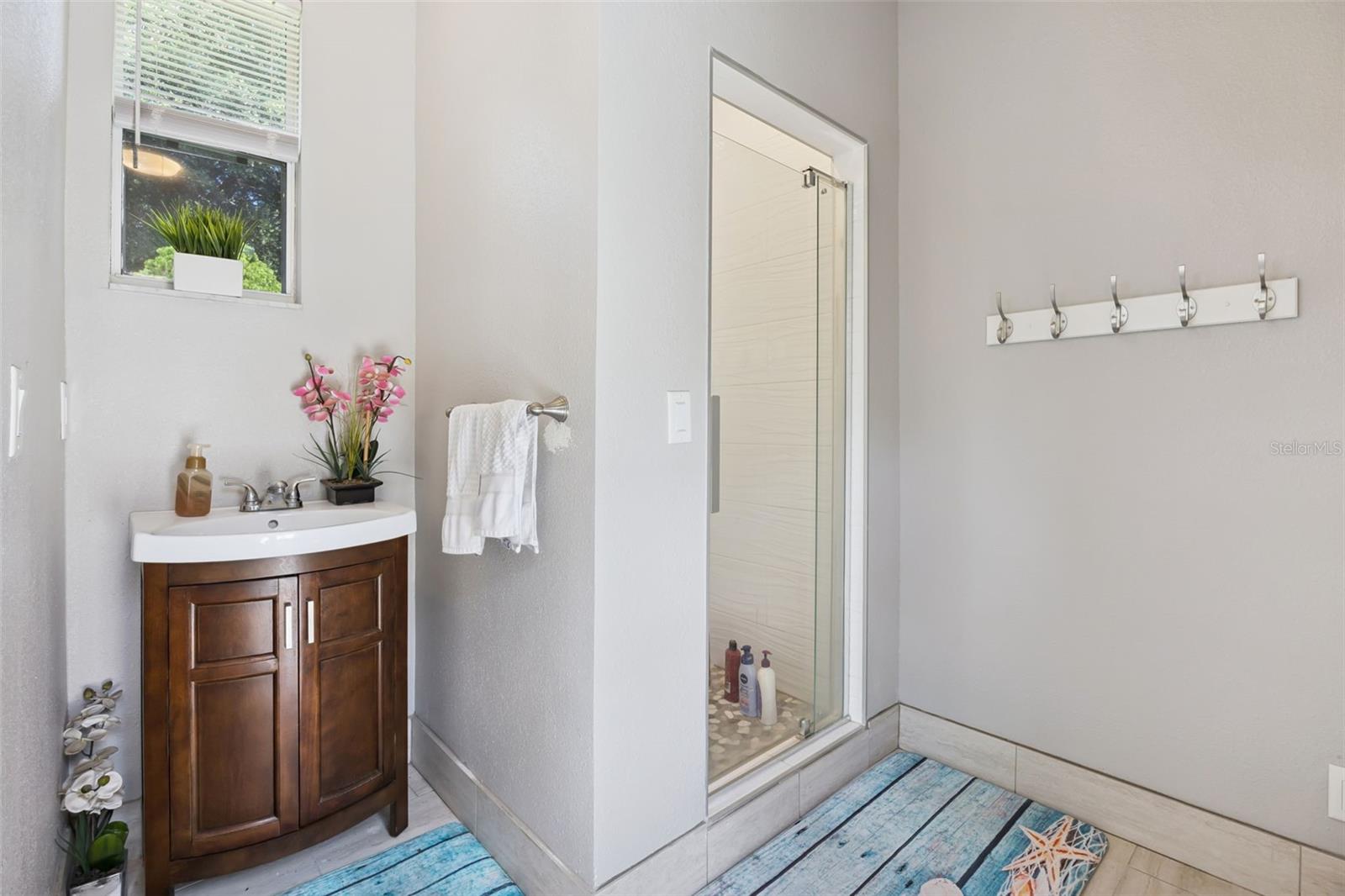 1603 JOHNS COVE LN, Oakland, FL 34787