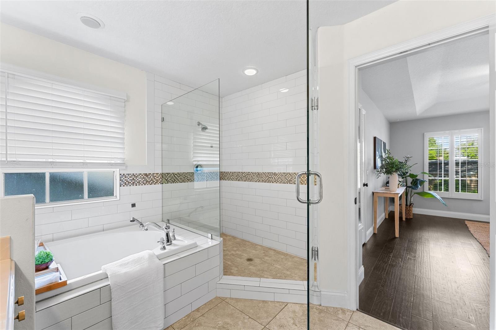 533 W YALE STREET, Orlando, FL 32804