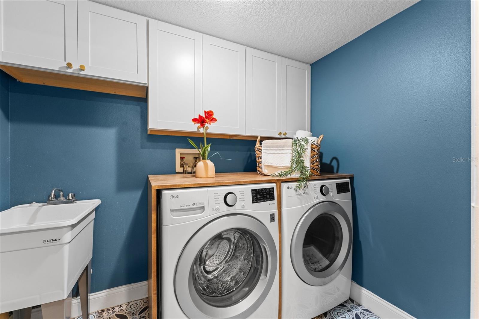 533 W YALE STREET, Orlando, FL 32804
