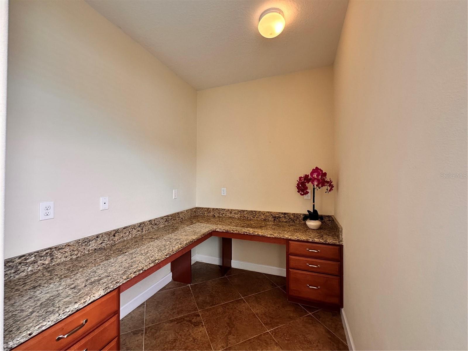 7409 FAIRGROVE AVENUE, Windermere, FL 34786