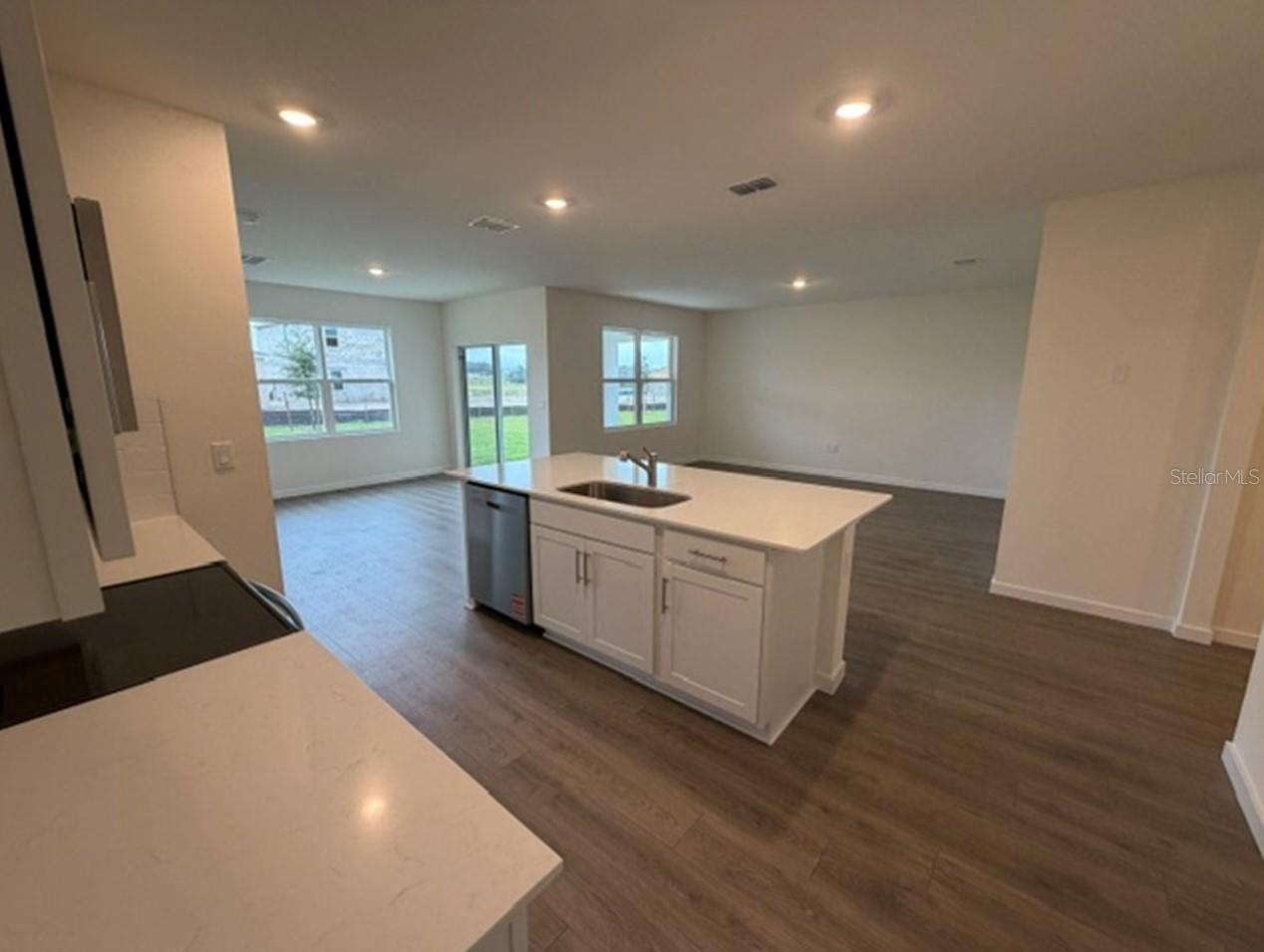 4922 MARSHELDER STREET, Apopka, FL 32712