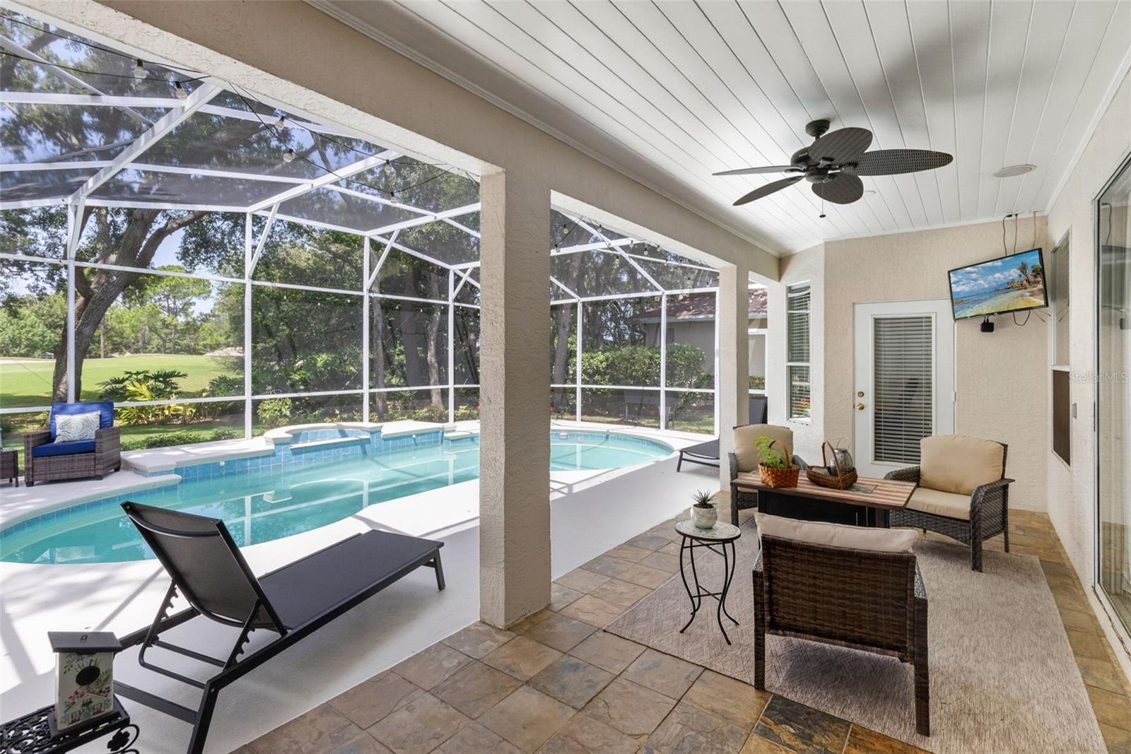 8052 LAUREL RIDGE DRIVE, Mount Dora, FL 32757