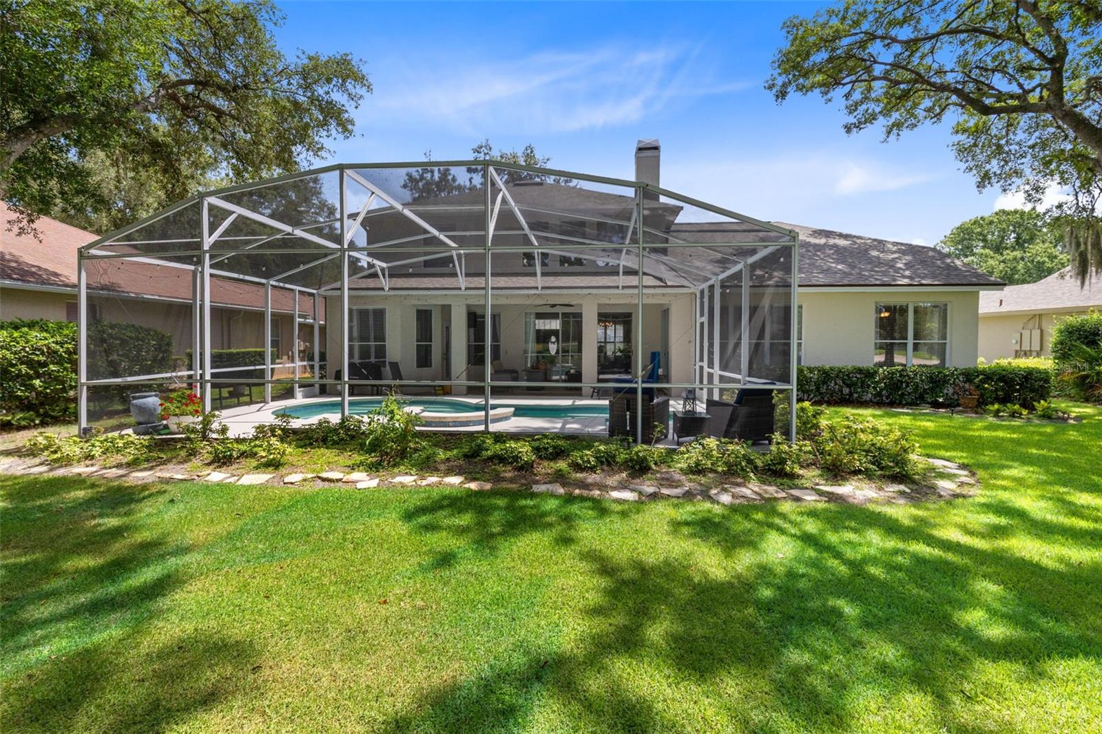 8052 LAUREL RIDGE DRIVE, Mount Dora, FL 32757
