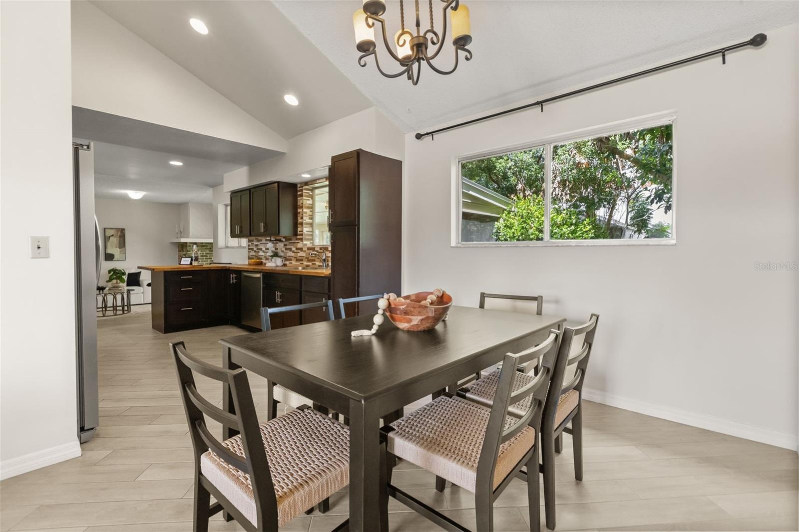 7925 SNOWBERRY CIRCLE, Orlando, FL 32819