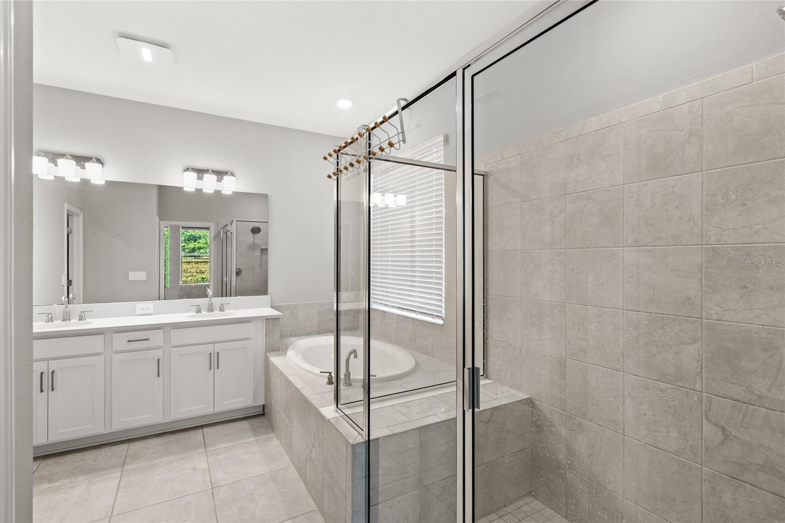 Primary en suite