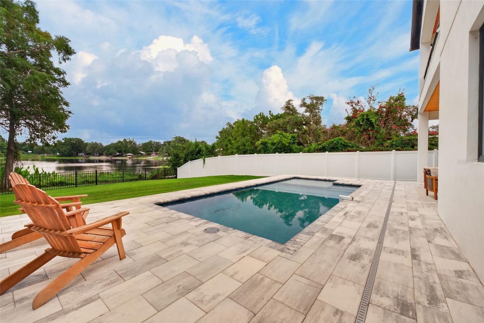 1205 FALCON DRIVE, Orlando, FL 32803