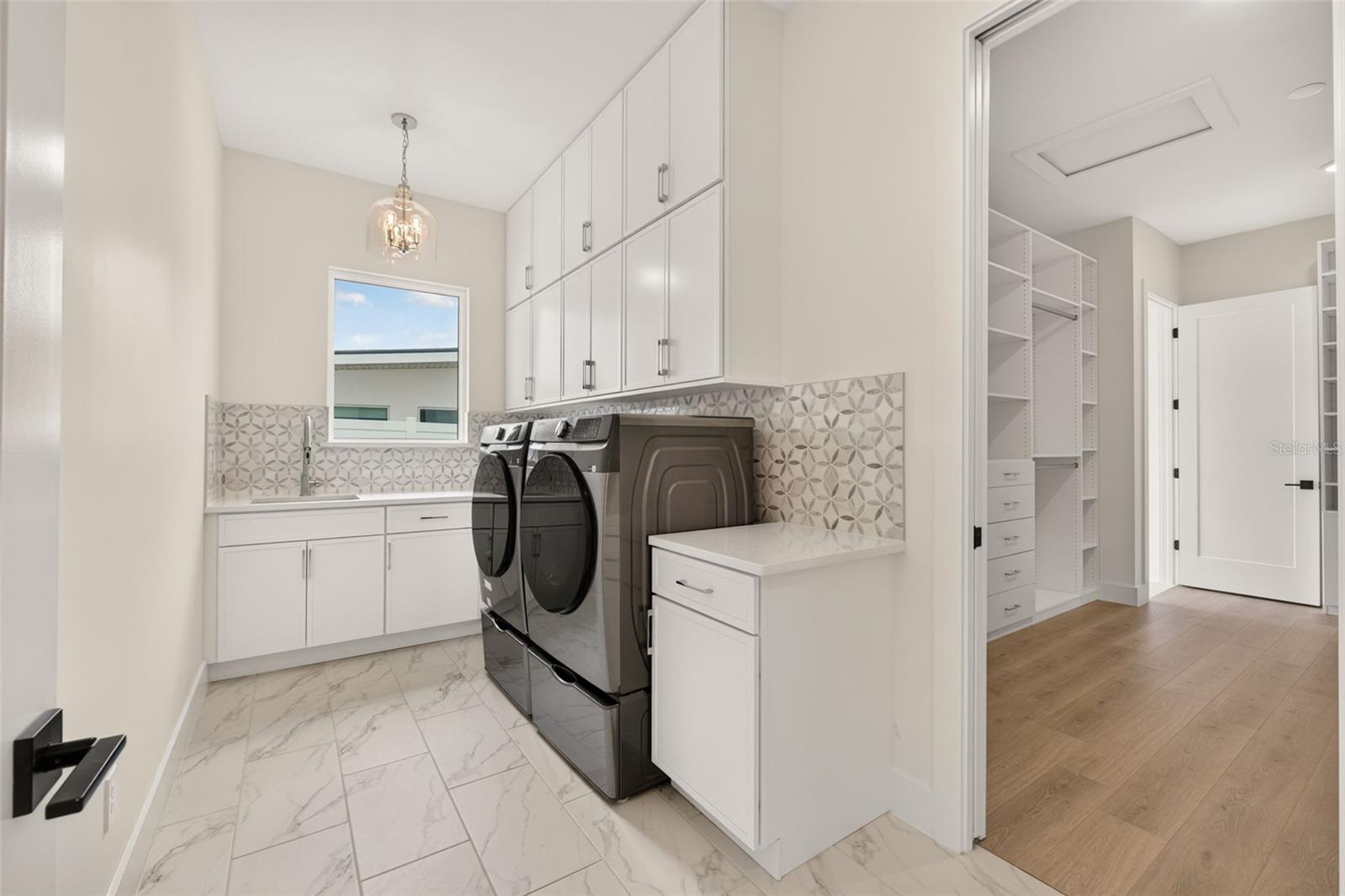 1205 FALCON DRIVE, Orlando, FL 32803