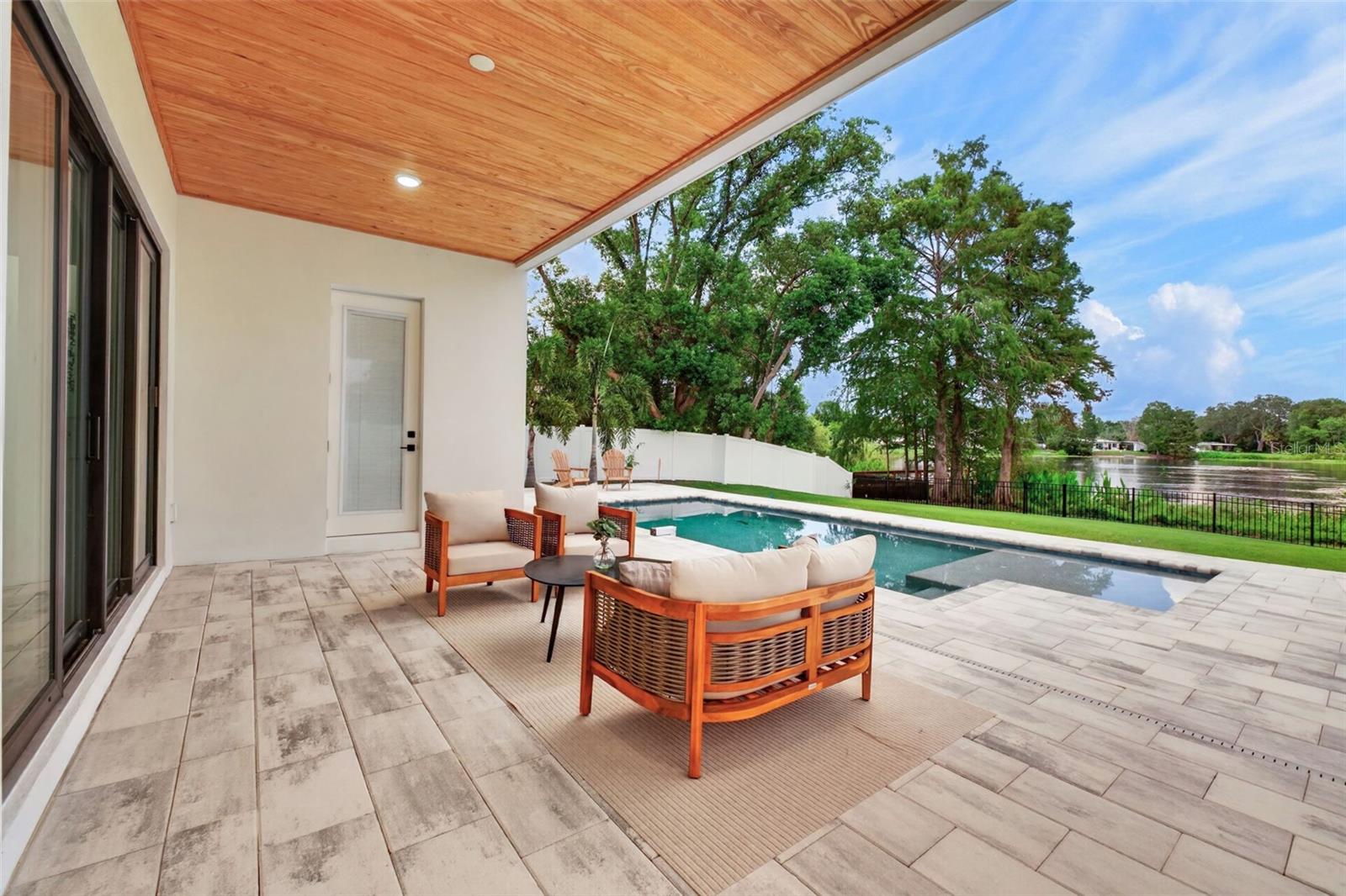 1205 FALCON DRIVE, Orlando, FL 32803