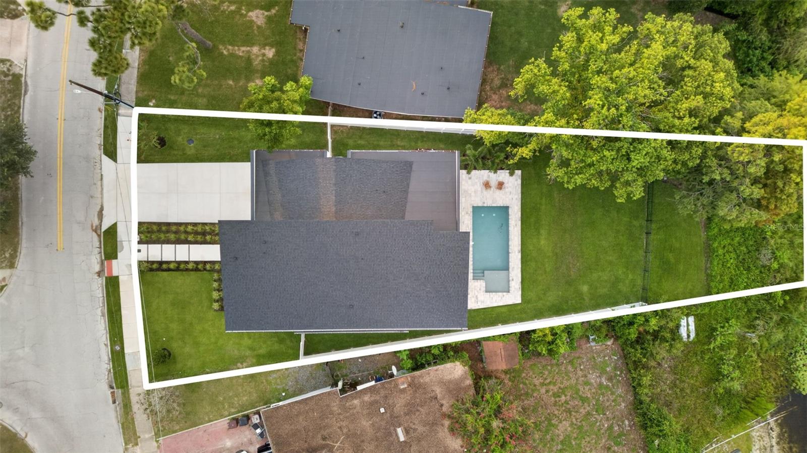 1205 FALCON DRIVE, Orlando, FL 32803