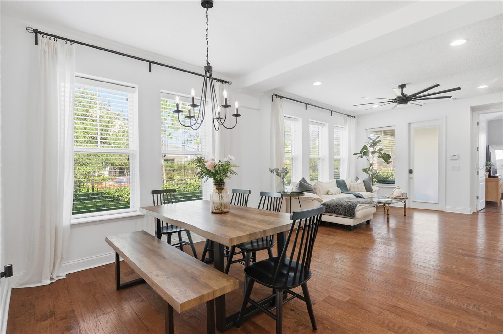 8105 LAUREATE BOULEVARD, Orlando, FL 32827