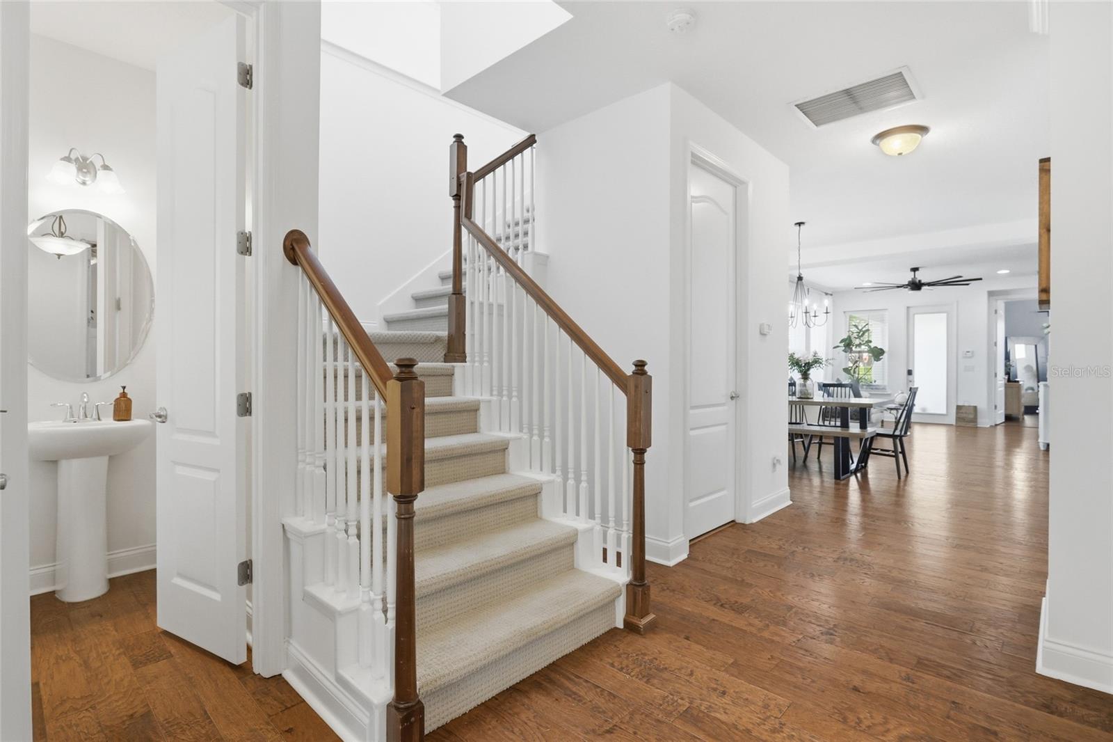 8105 LAUREATE BOULEVARD, Orlando, FL 32827