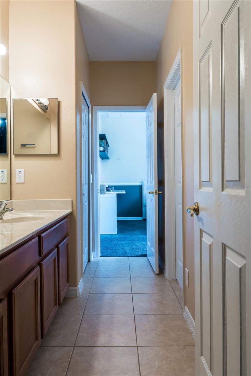 Jack&Jill bathroom
