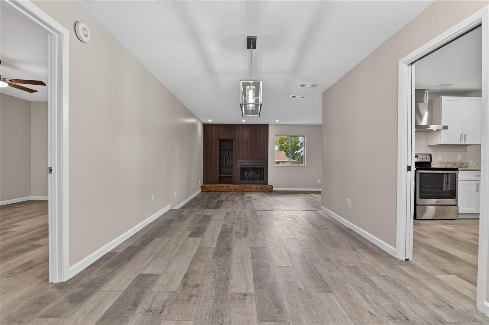 3179 FOXWOOD DR, Apopka, FL 32703