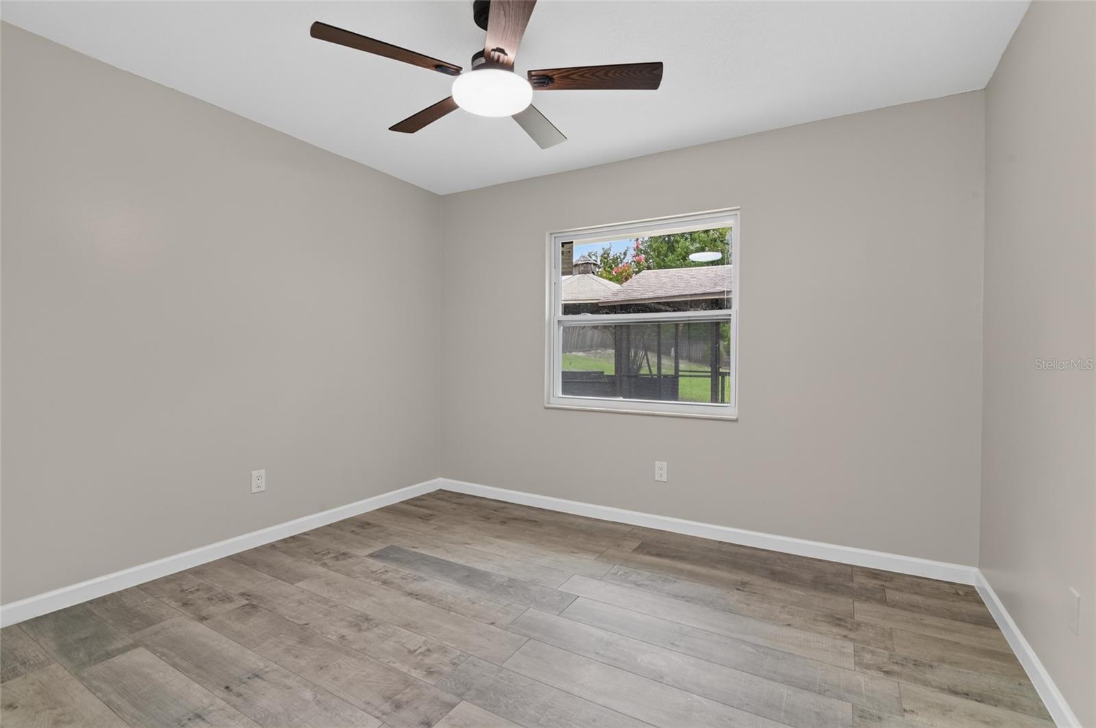 Guest bedroom 4
