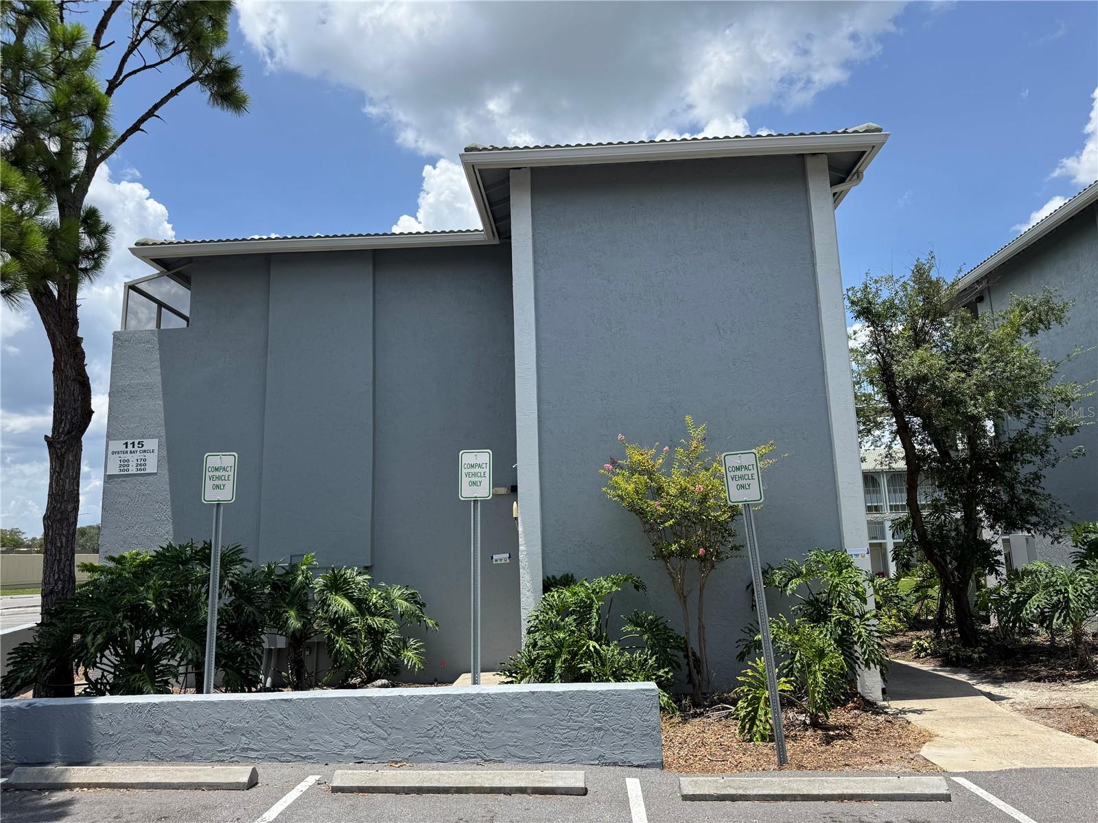 115 OYSTER BAY CIRCLE, #300, Altamonte Springs, FL 32701