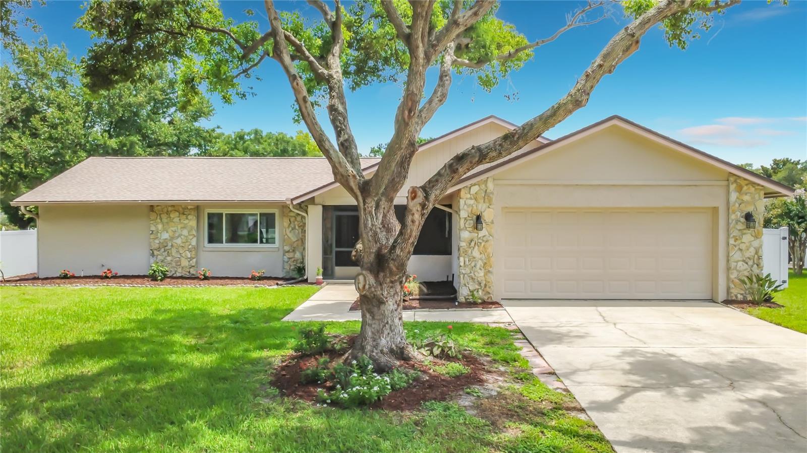 8654 ALEGRE CIRCLE, Orlando, FL 32836