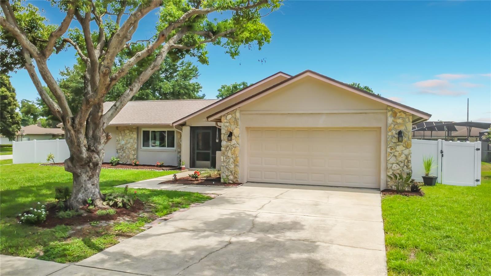 8654 ALEGRE CIRCLE, Orlando, FL 32836