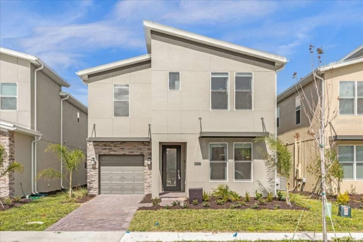 8967 PLAY THROUGH DR, Davenport, FL 33896 8967 PLAY THROUGH DR, Davenport, FL 33896