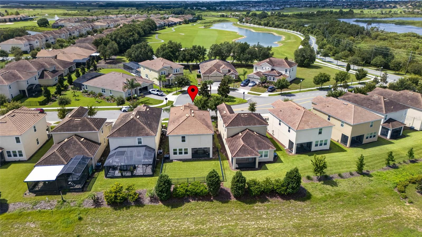 Fully fenced lot, no rear neighbors with golf course views.