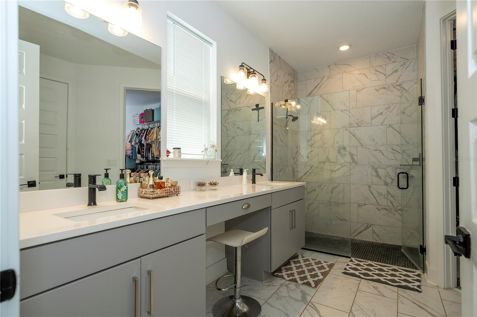 Master Suite 1st floor