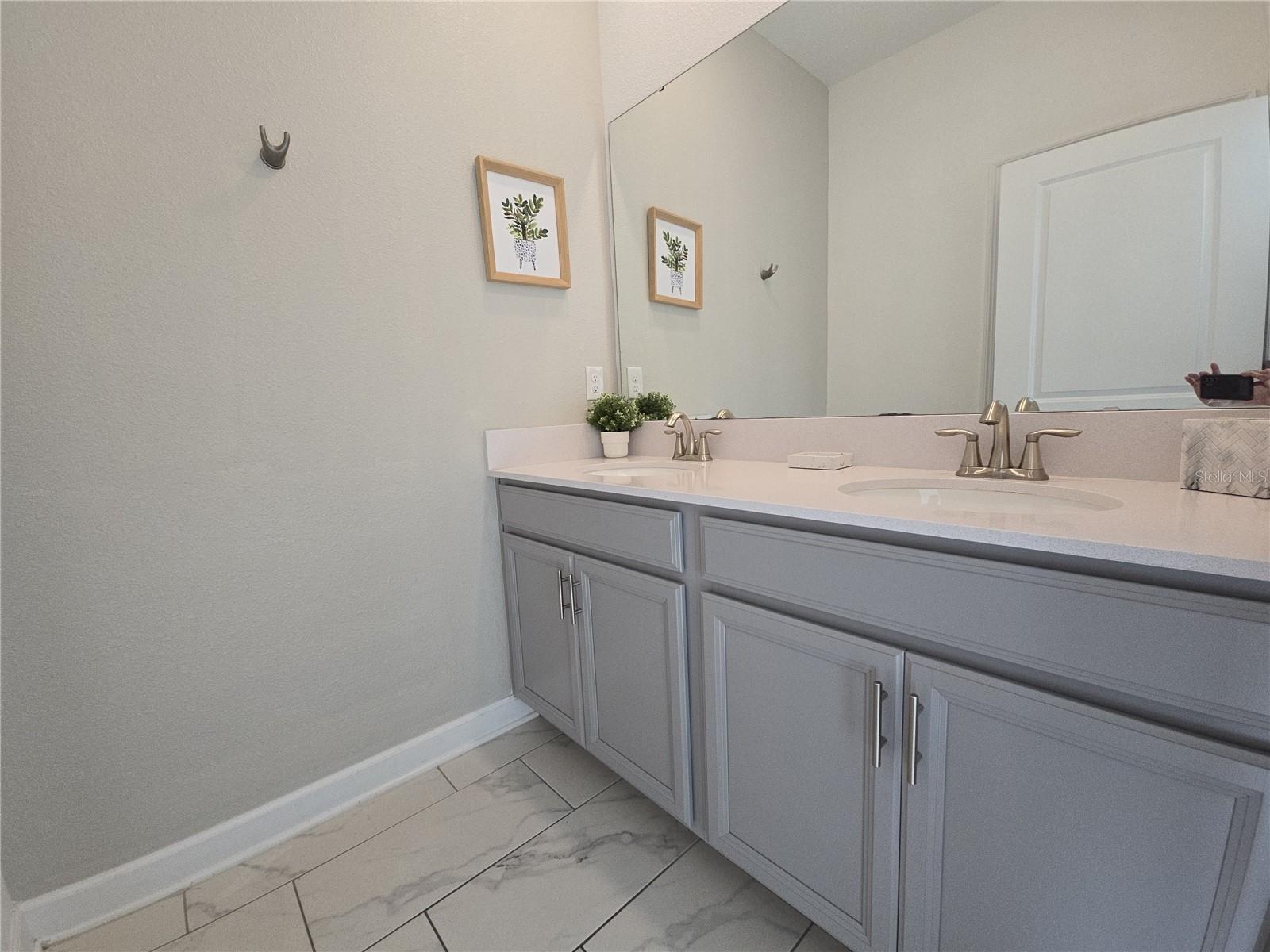 Bathroom1