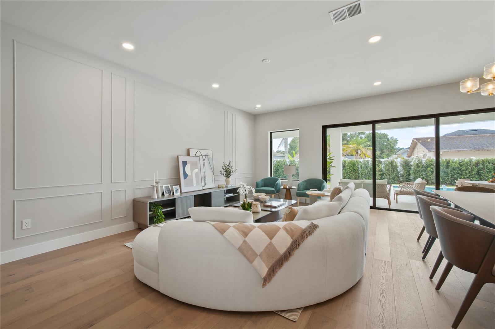 1326 W NEW HAMPSHIRE STREET, Orlando, FL 32804