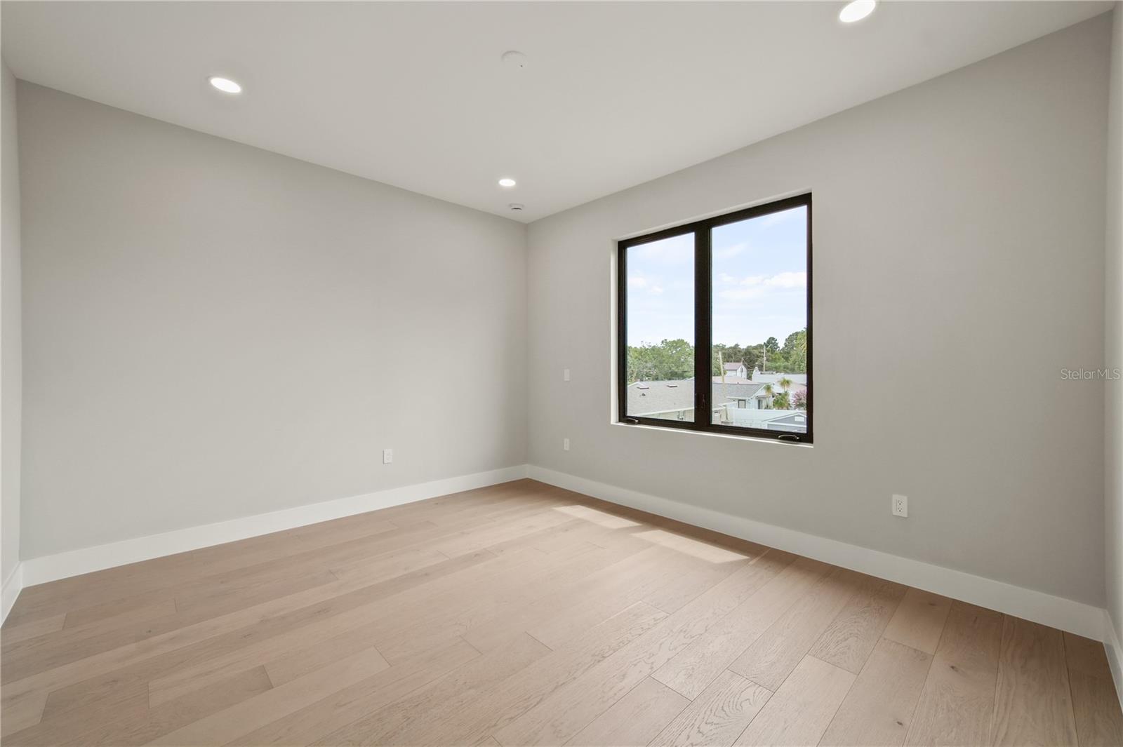 1326 W NEW HAMPSHIRE STREET, Orlando, FL 32804