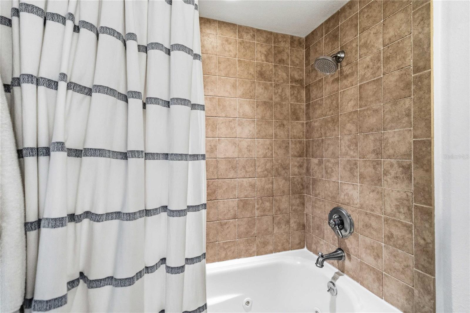 2918 CARL TERRACE, Orlando, FL 32804