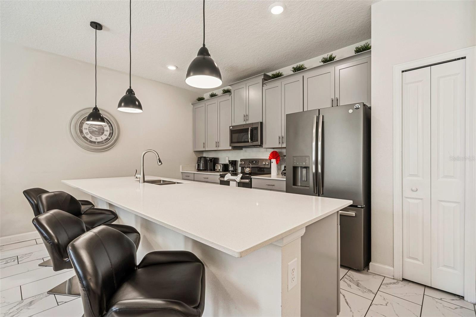 218 OCEAN COURSE AVENUE, Davenport, FL 33896