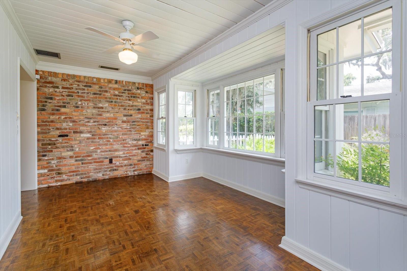 Breakfast Room