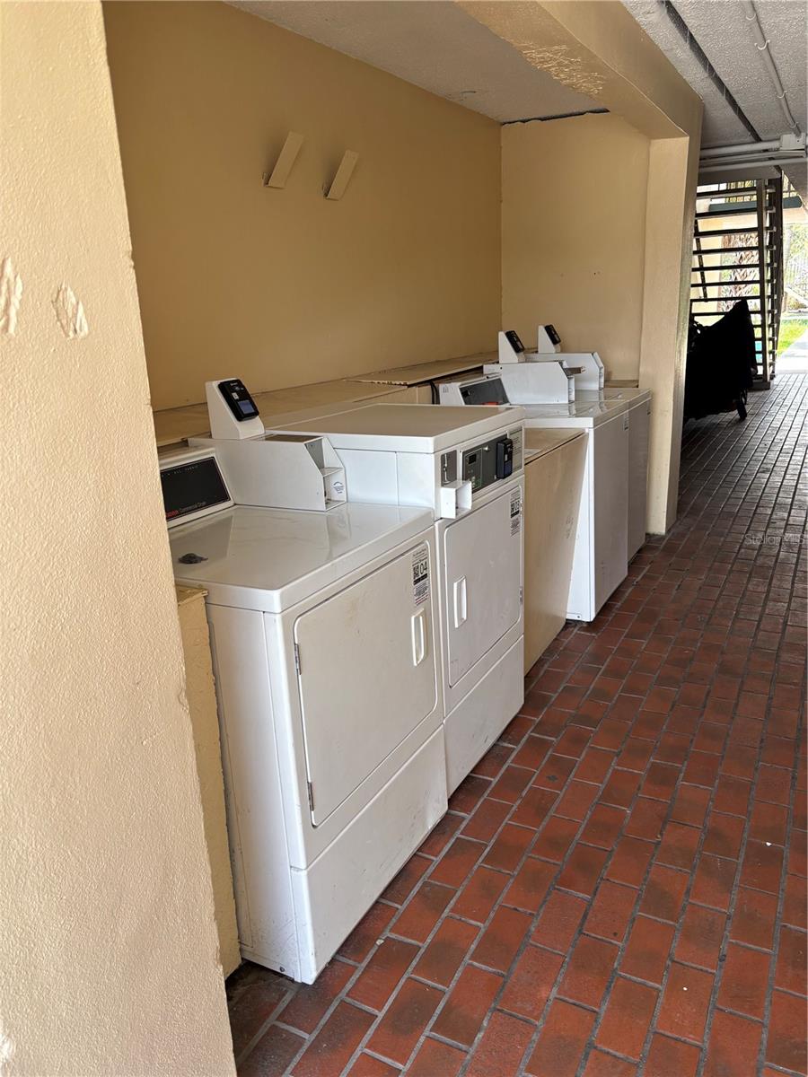 7900 S ORANGE BLOSSOM TRAIL, #2009, Orlando, FL 32809