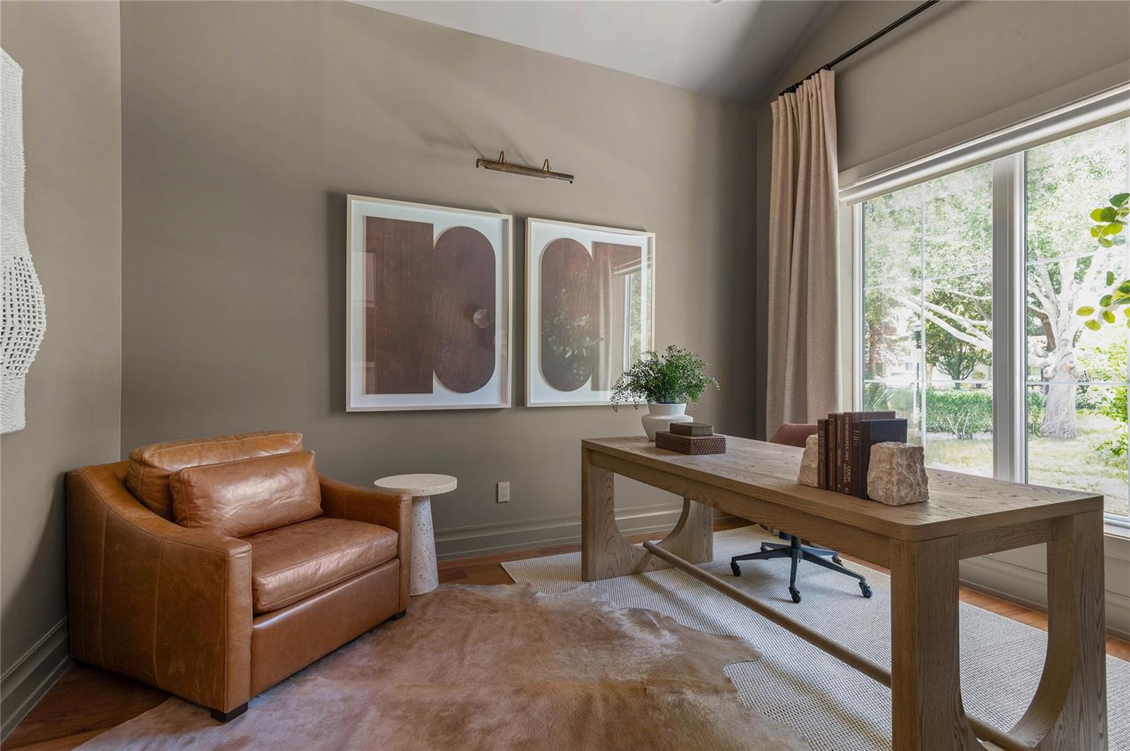 DECICATED PRIVATE OFFICE