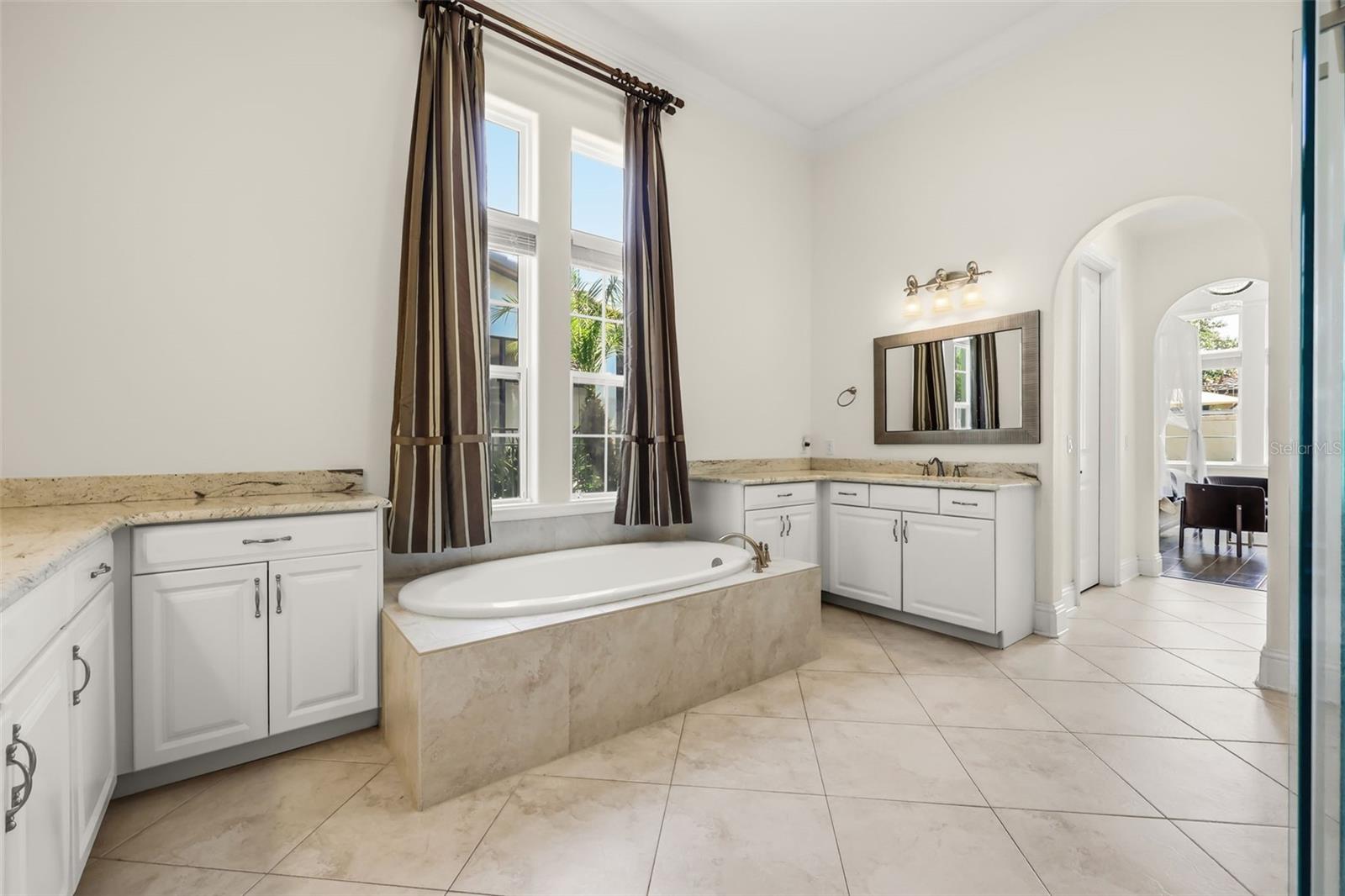12417 MONTALCINO CIRCLE, Windermere, FL 34786