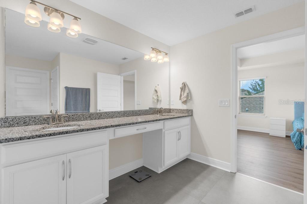 15512 FOUNTAIN COVE COURT, Winter Garden, FL 34787