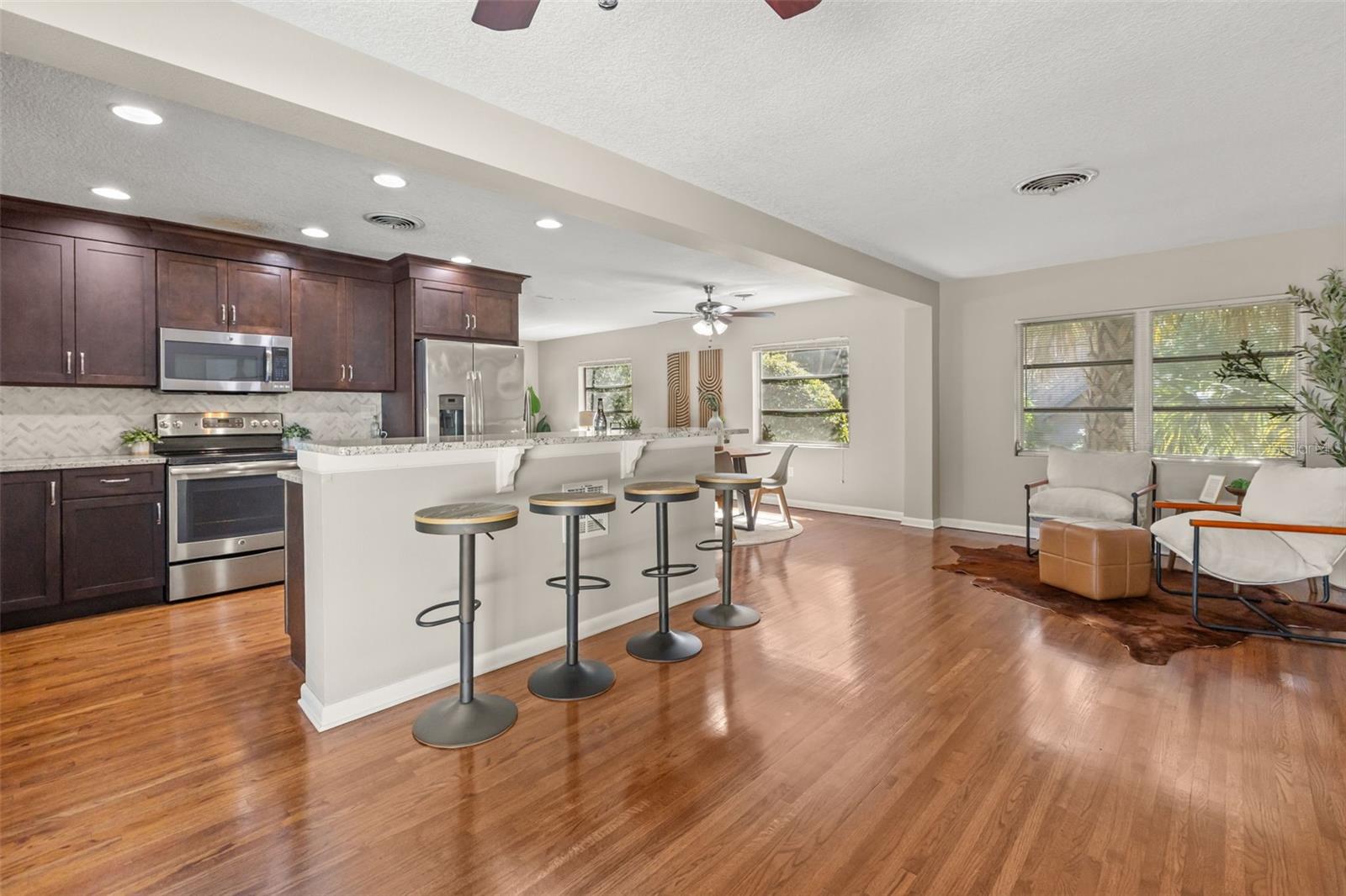 820 RUGBY STREET, Orlando, FL 32804