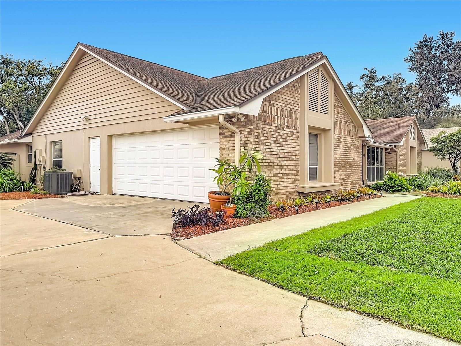 5427 SAGO PALM COURT, Orlando, FL 32819