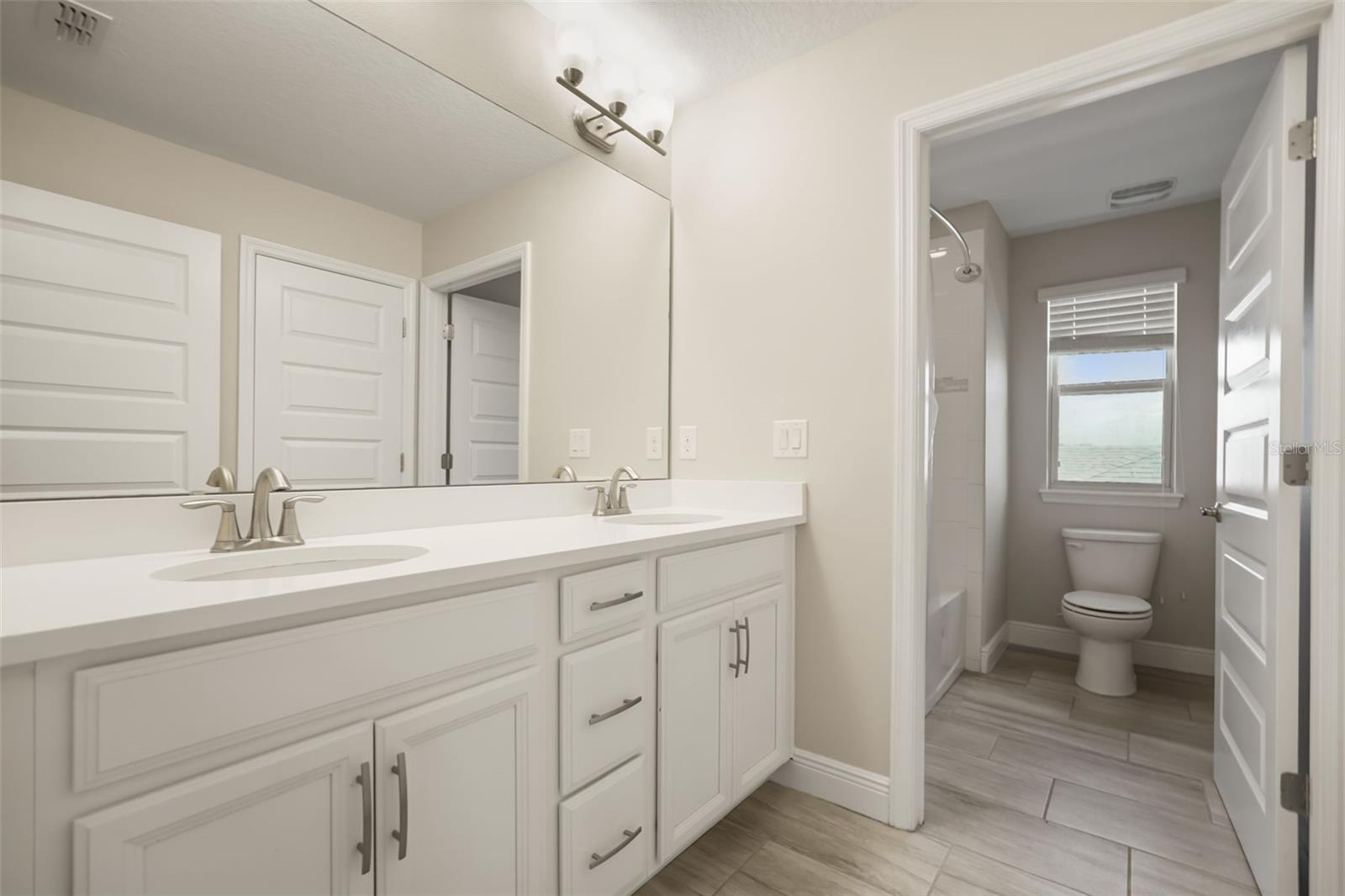 9561 WATERWAY PASSAGE DRIVE, Winter Garden, FL 34787