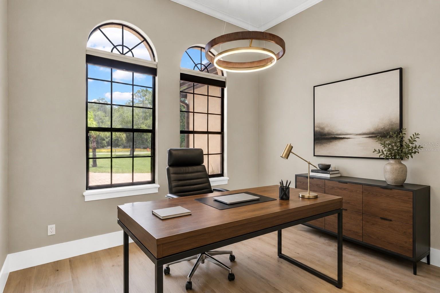 OFFICE VIRTUALLY STAGED