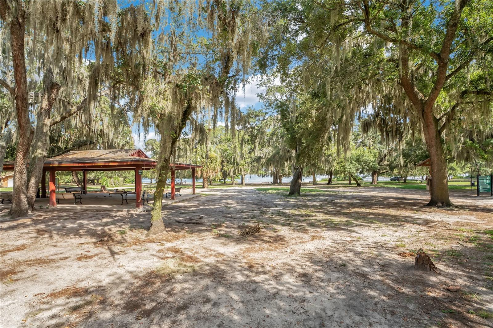 1927 S LAKEMONT AVENUE, Winter Park, FL 32792