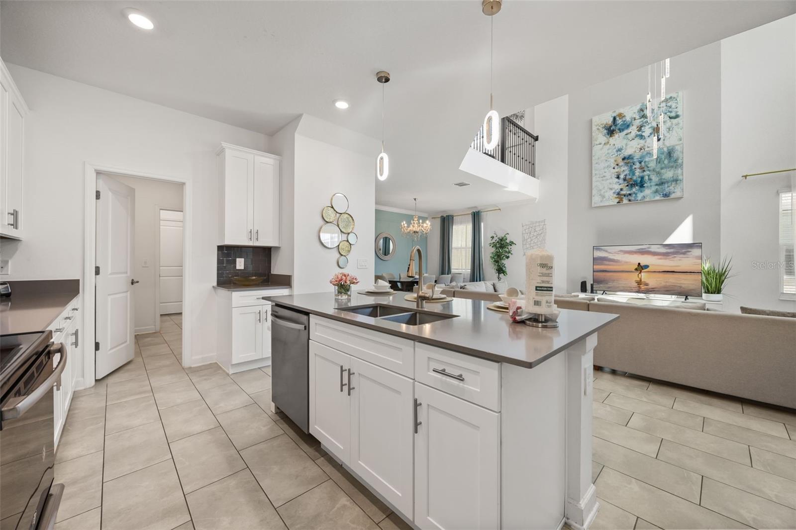 9159 SOMMERSET HILLS DRIVE, Davenport, FL 33896 9159 SOMMERSET HILLS DRIVE, Davenport, FL 33896