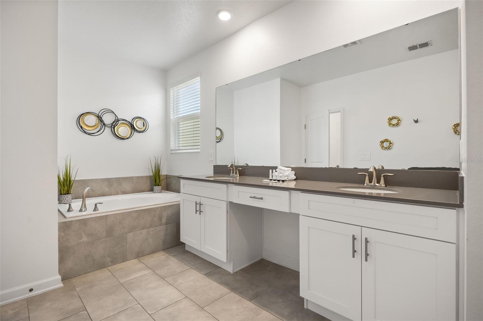 9159 SOMMERSET HILLS DRIVE, Davenport, FL 33896