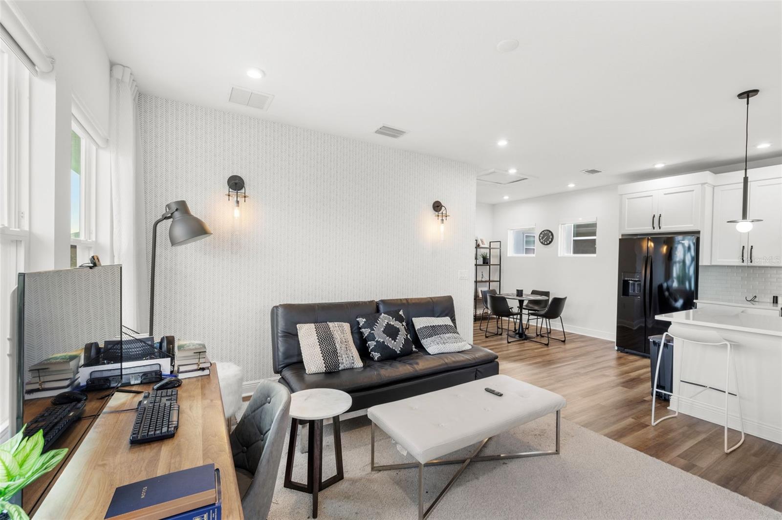 Garage Apt