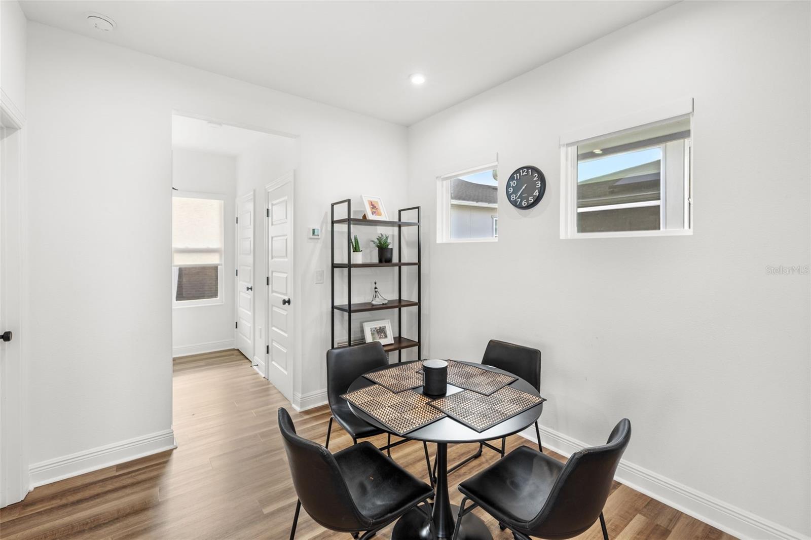 Garage Apt