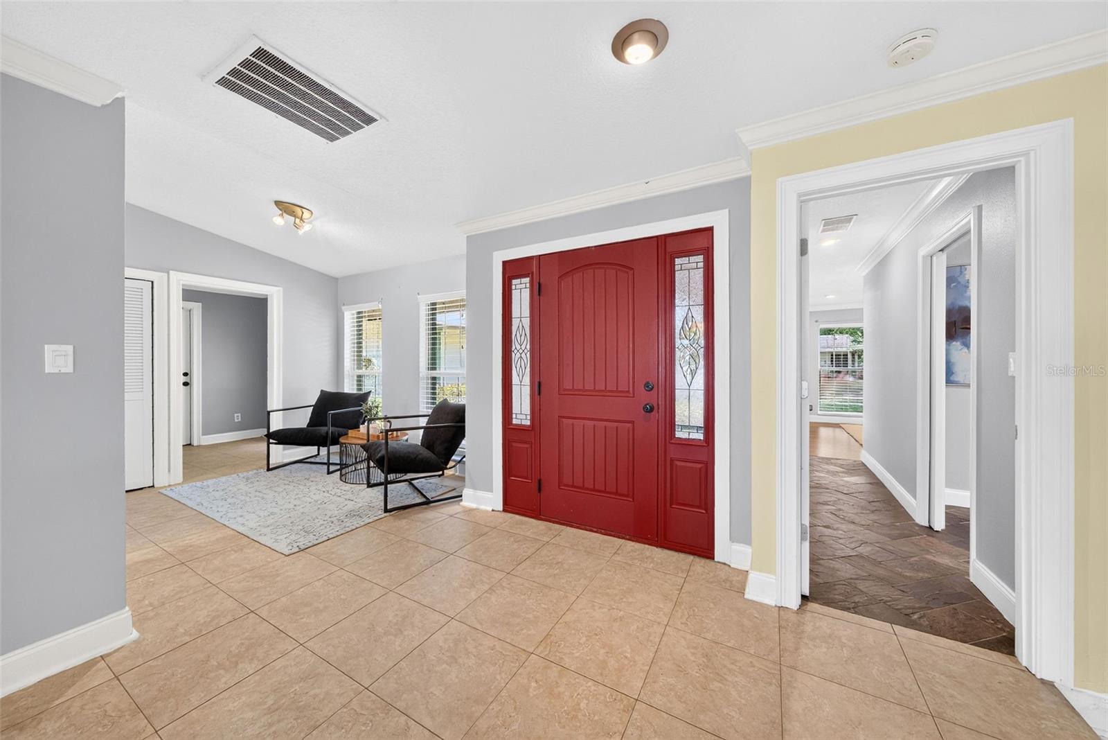 Foyer10'x7'