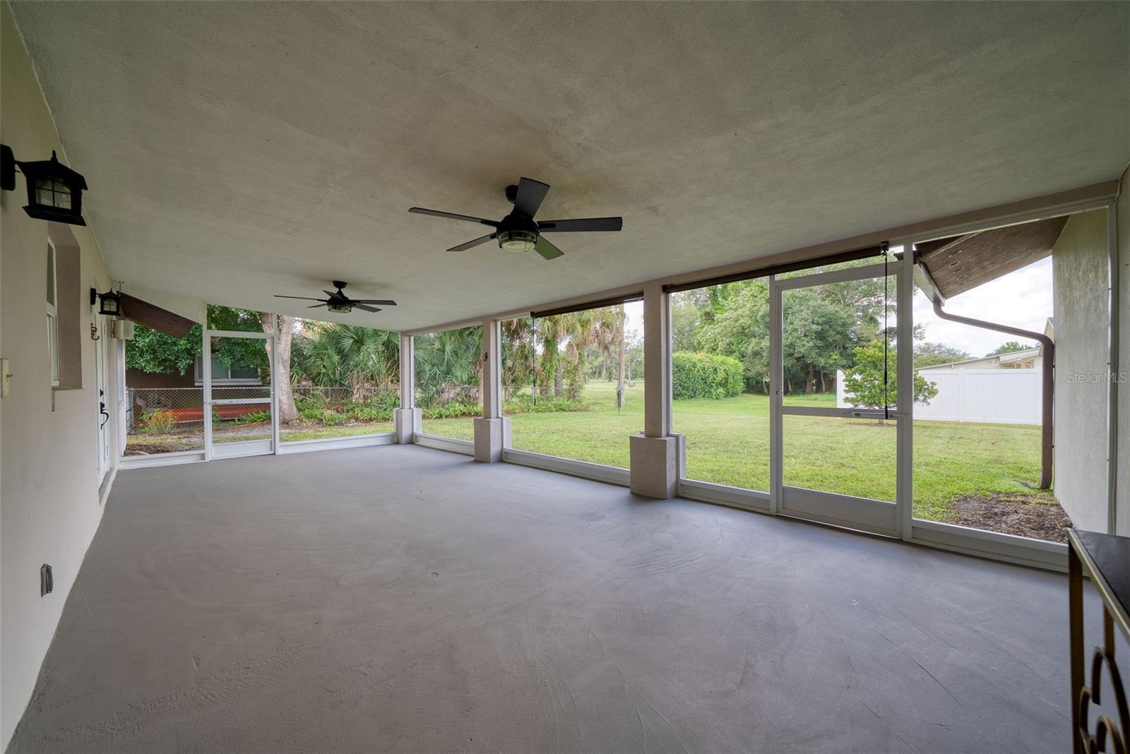 Screened Lanai30'x13'
