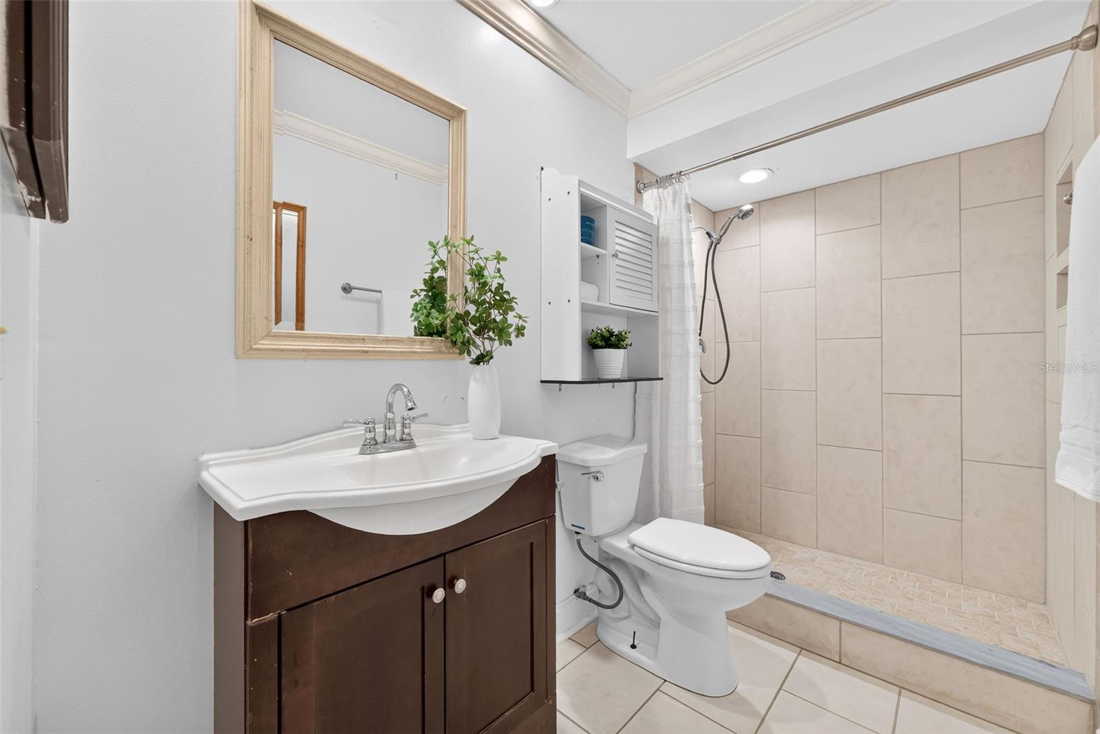 Hall Bathroom