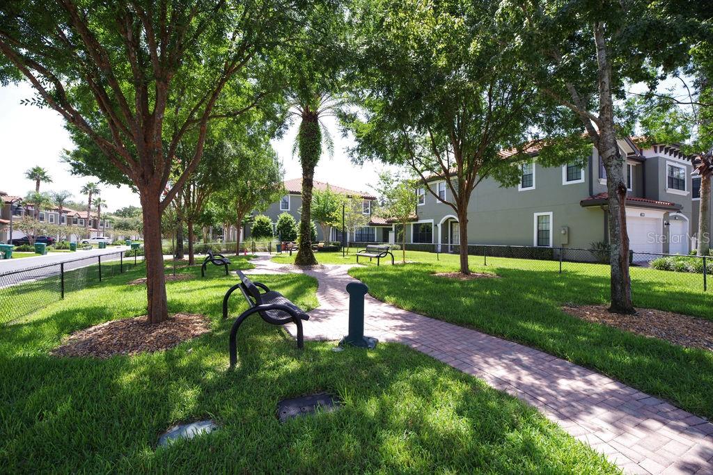 THE GREENS COMMUNITY DOG PARK
