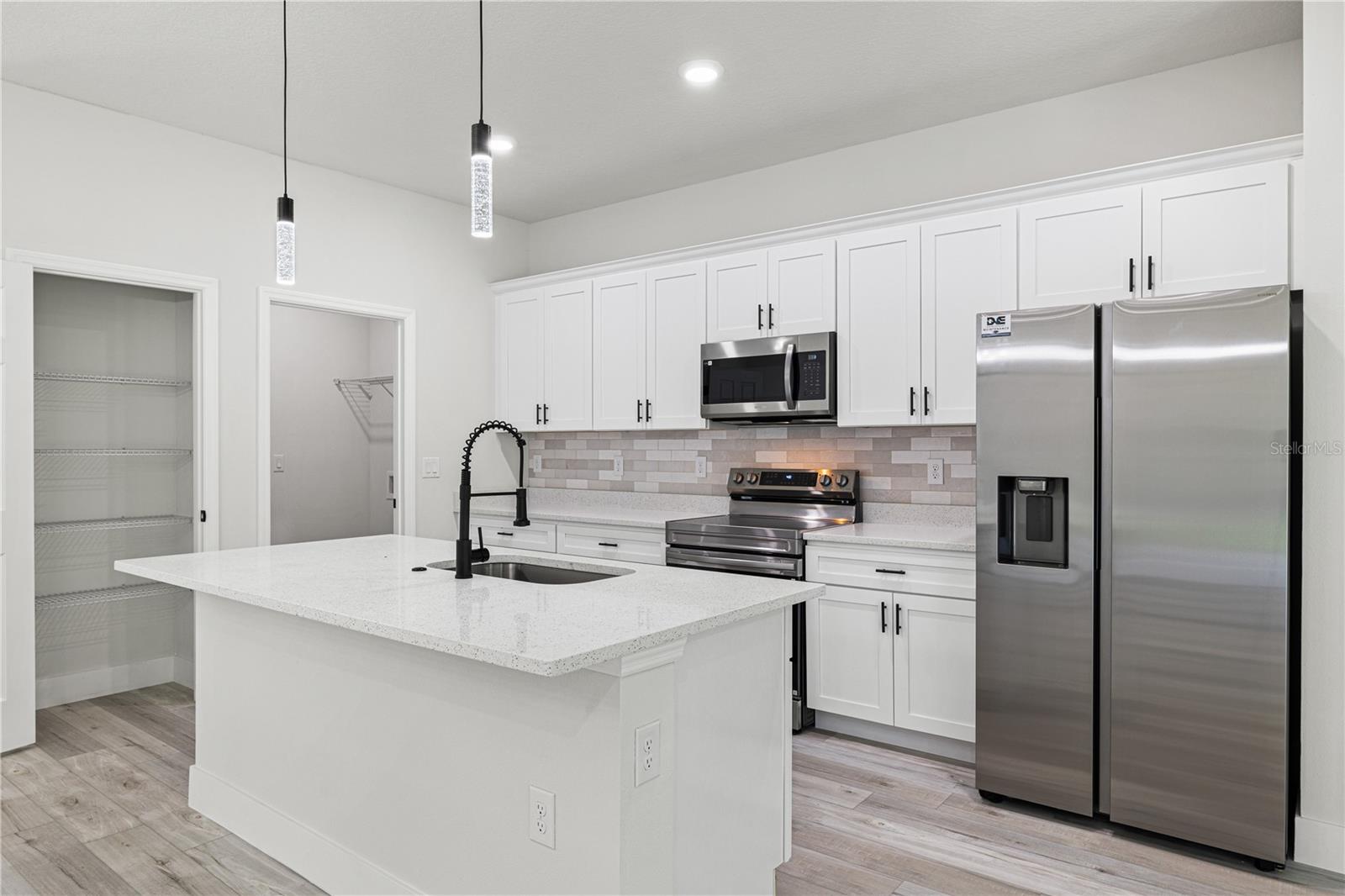 1978 W RUTLAND DRIVE, Citrus Springs, FL 34434