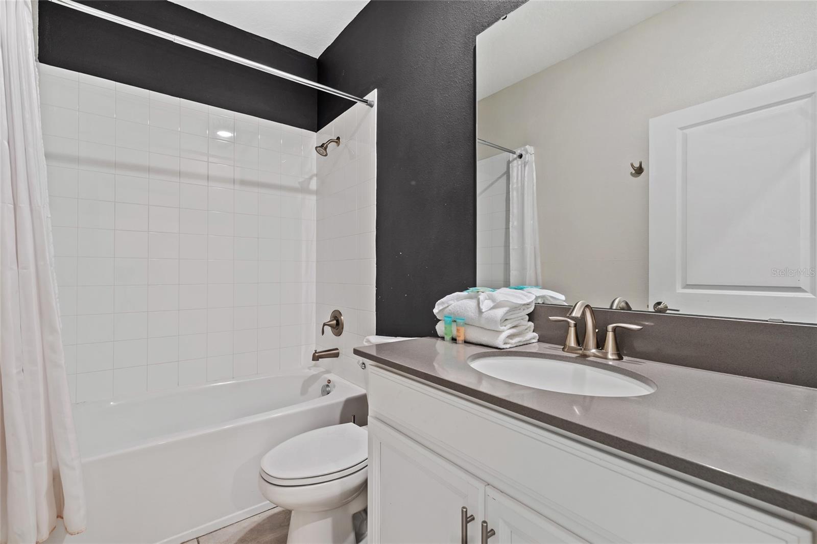 8983 BACKSWING WAY, Davenport, FL 33896
