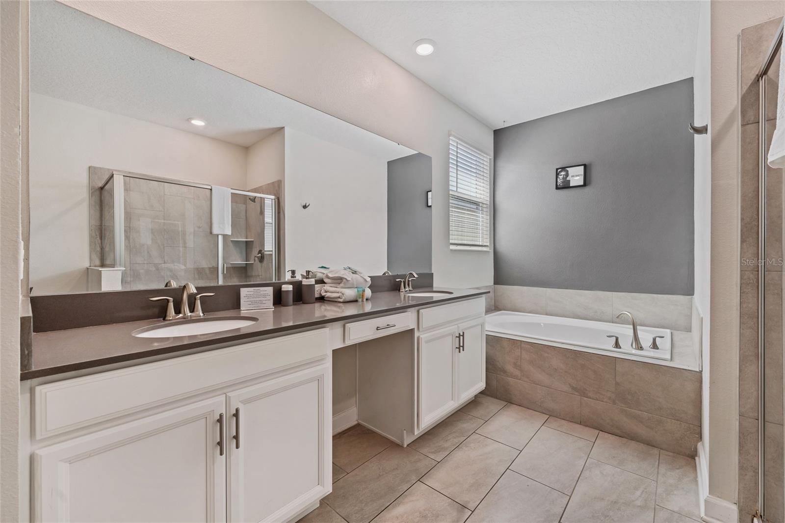 8983 BACKSWING WAY, Davenport, FL 33896